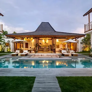 Loma By Alfred In Bali Villa