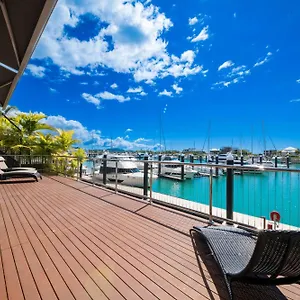 Airlie Marina-front Luxury At 10 The Cove , Airlie Beach Australia